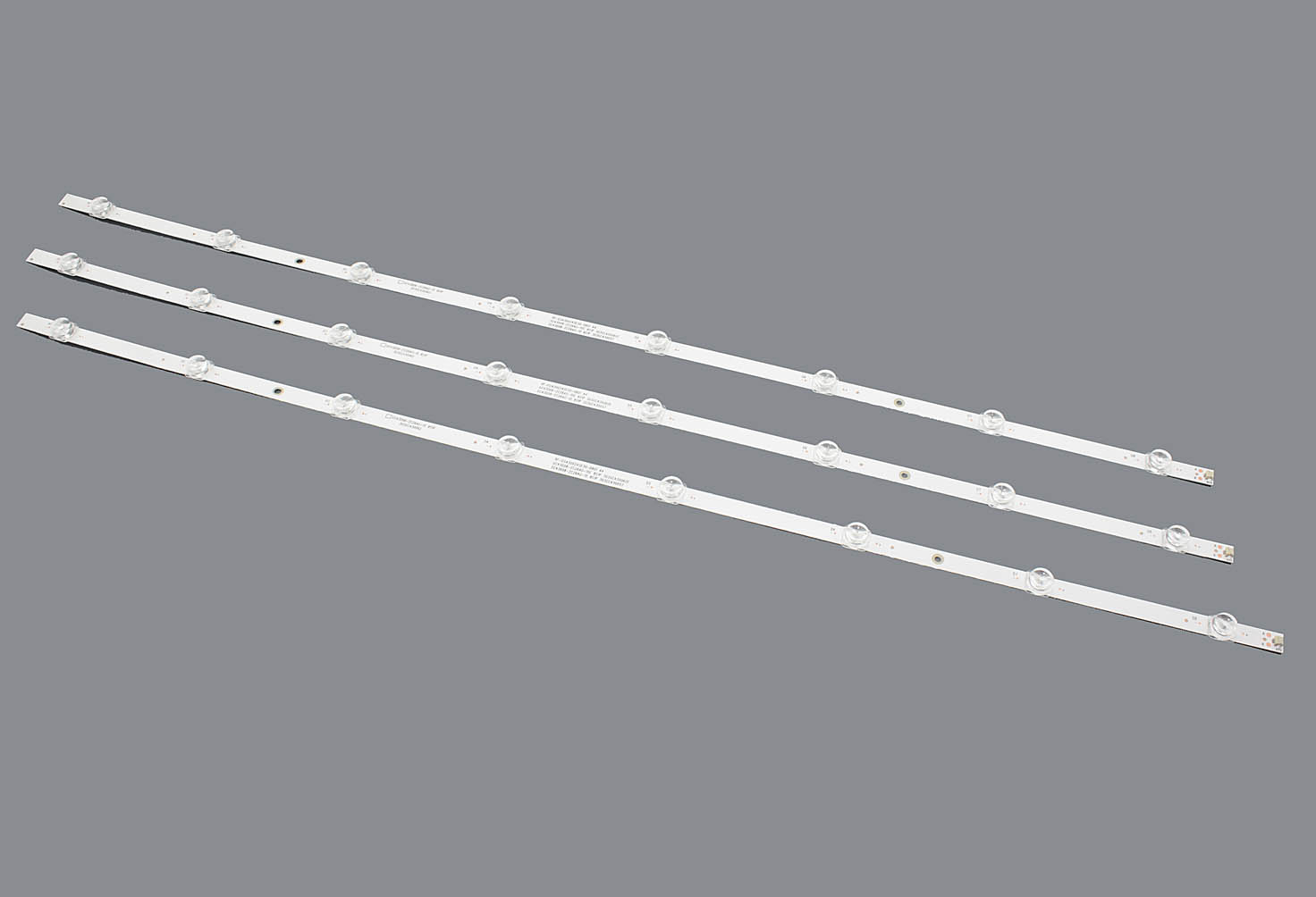 Светодиодная подсветка TV 43" GC43D08-ZC26AG-15 303GC430062 (комплект 3шт)