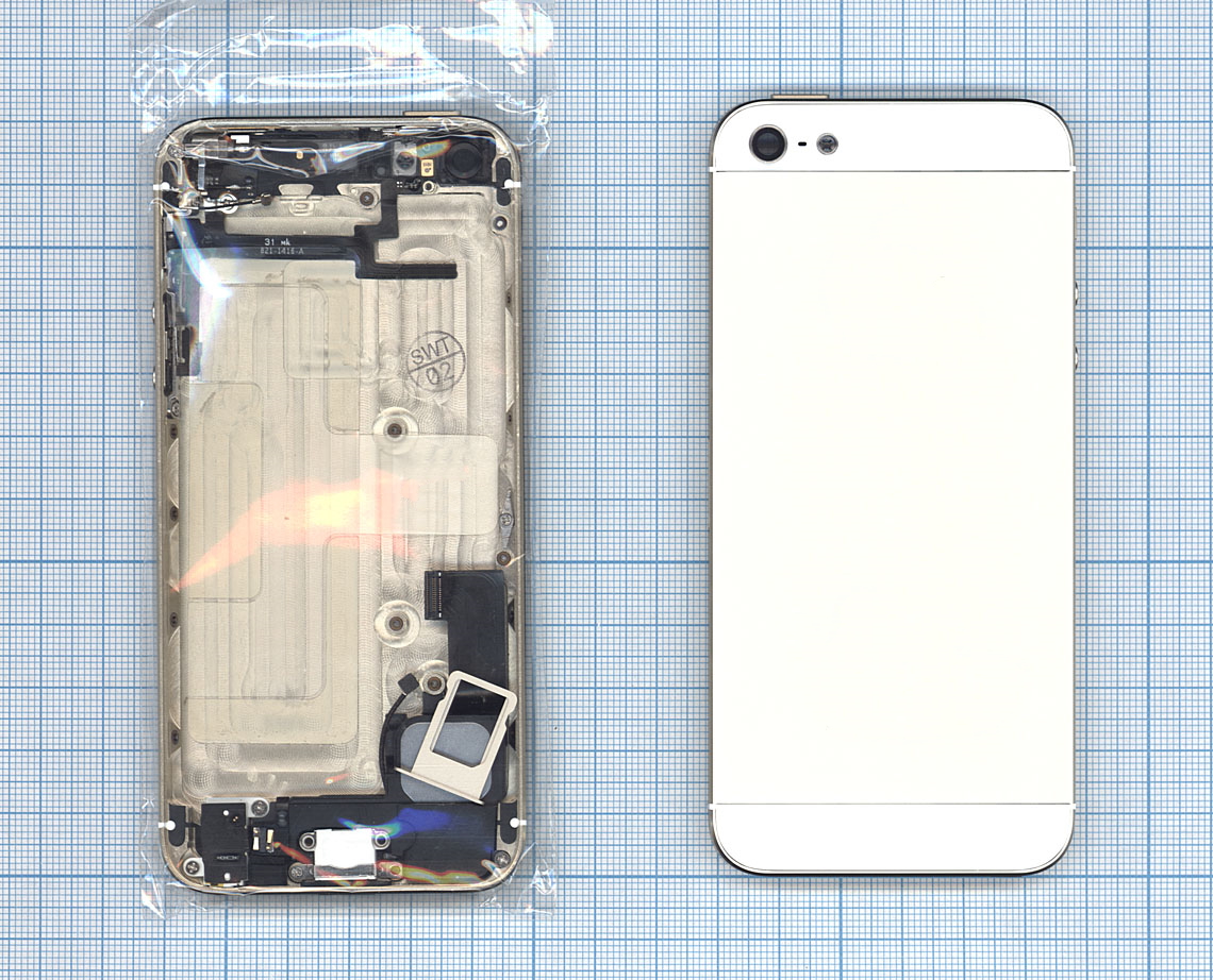 Задняя крышка для iPhone 5 золотая