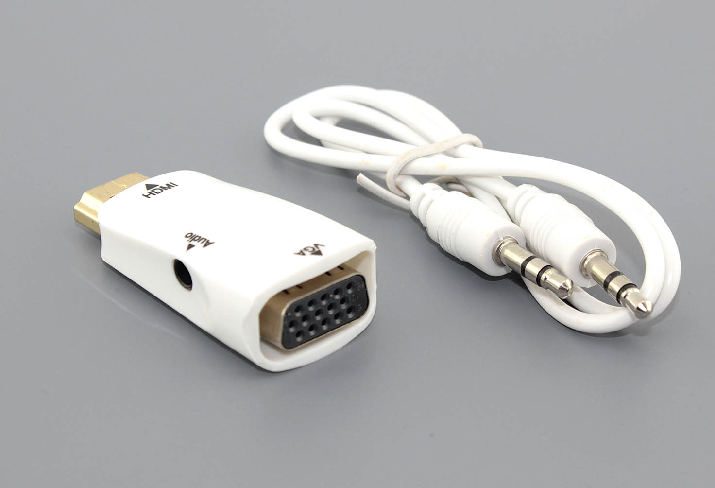Переходник HDMI на VGA c аудио белый