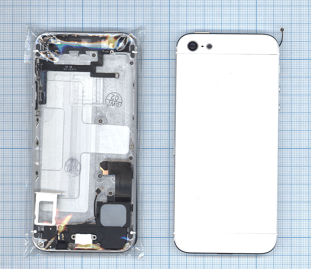 Задняя крышка для iPhone 5 белая комплект
