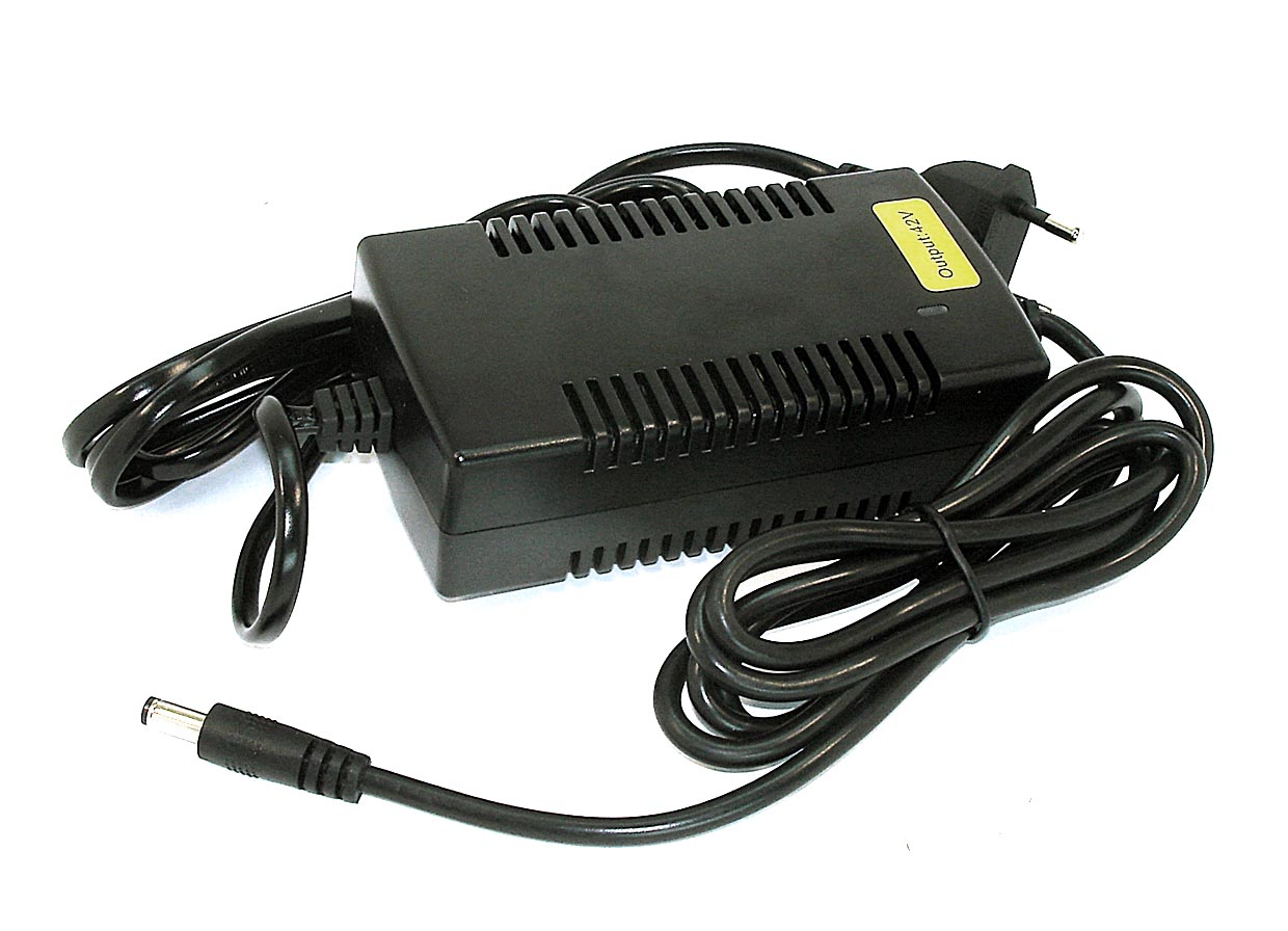 E-bike зарядное устройство AD024-EA2 Output: 42V 2A Разъем: 5.5x2.5