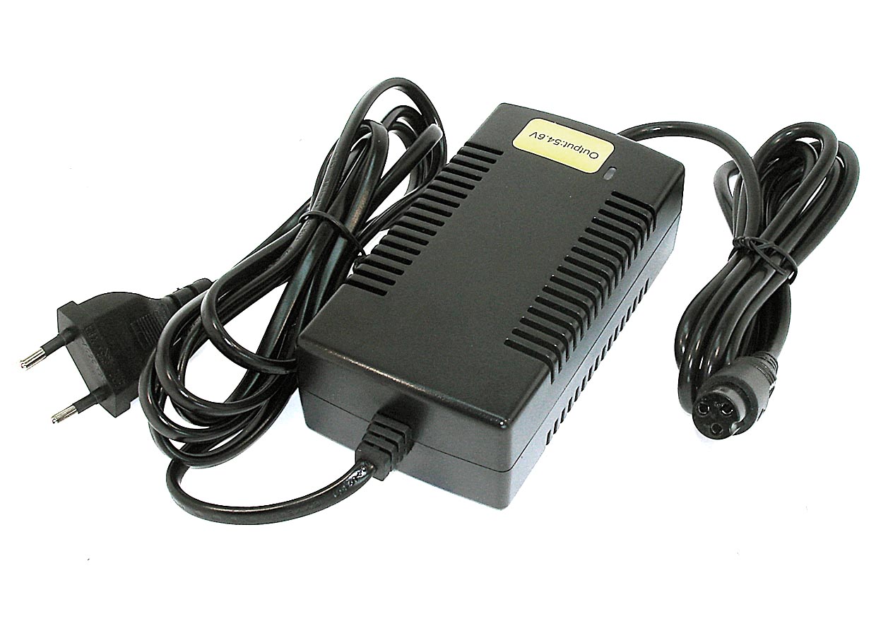 E-bike зарядное устройство AD025-EE2 Output: 54.6V 1.8A Разъем: GX 3pin M16 (d=12,7mm три отверстия)