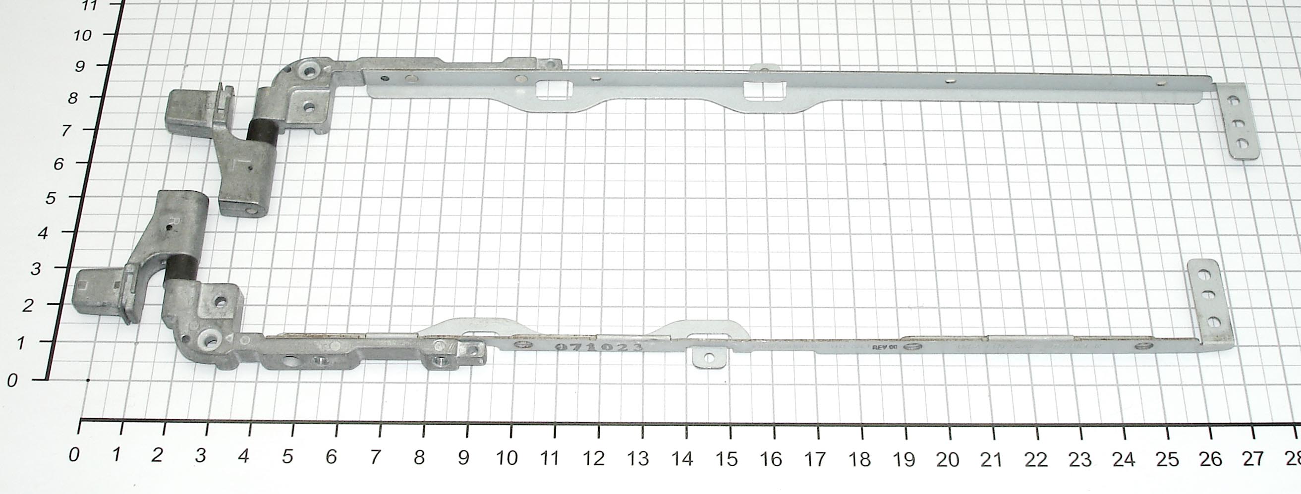 Петли для ноутбука Toshiba Satellite L40 L45 5400040