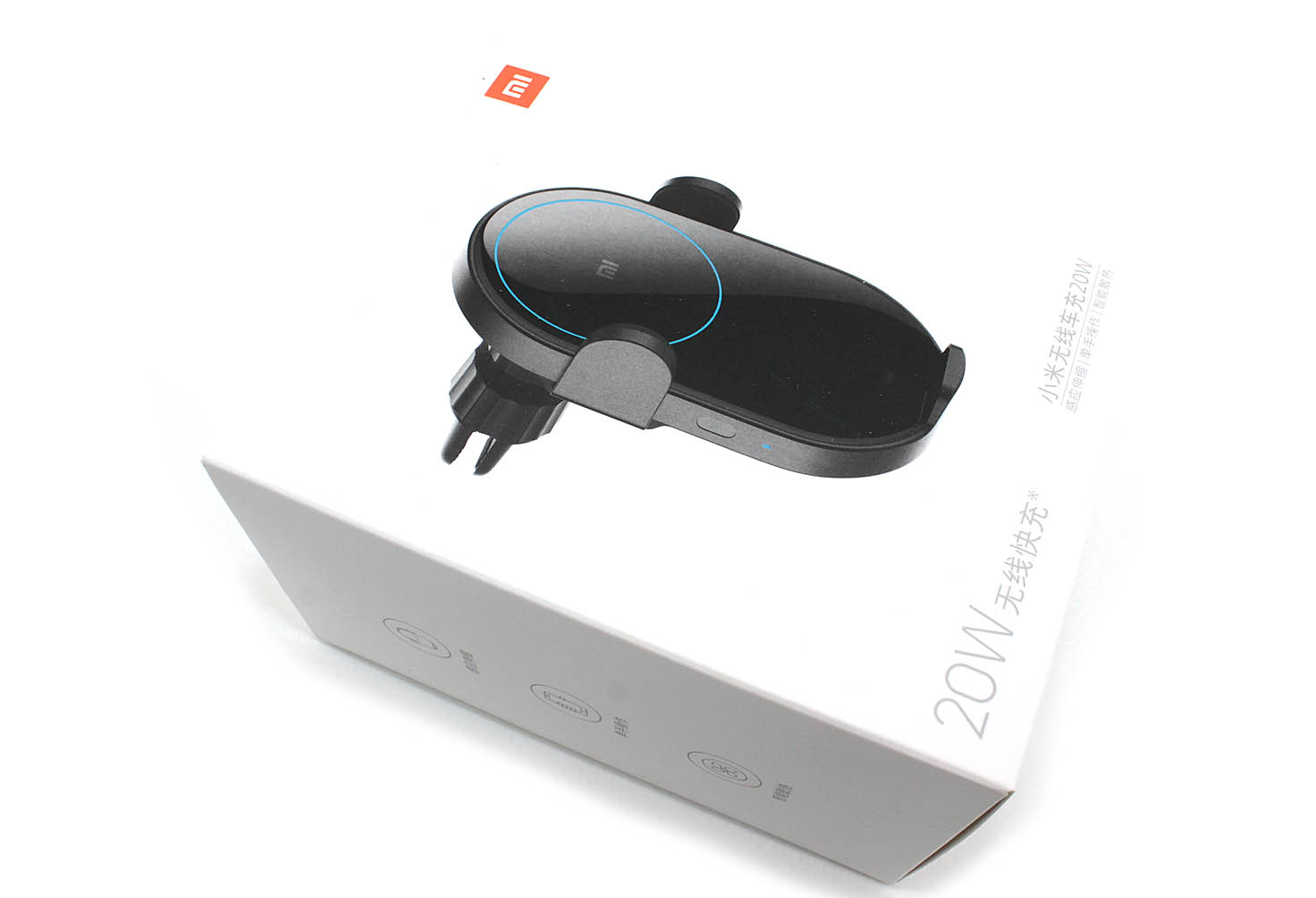 Держатель Xiaomi Wireless Car Charger с беспроводной зарядкой 20W, black